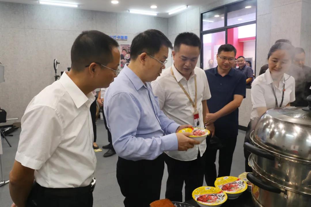 国家发改委副司长邱天朝莅临开云kaiyun(中国)调研指导工作