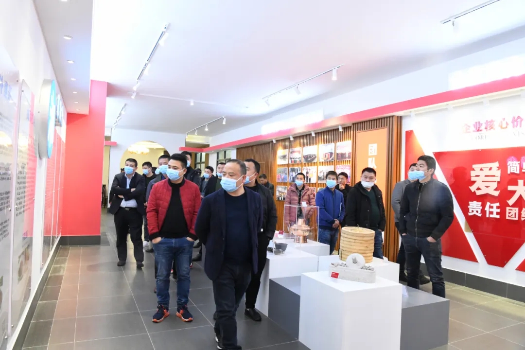 武宁县厨师协会钟斌会长一行莅临开云kaiyun(中国)考察交流